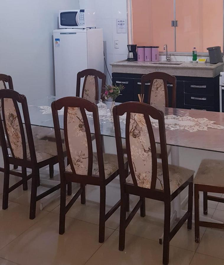 Sobrado 2 Amplo E Confortavel Em Condominio Corumbá Eksteriør bilde