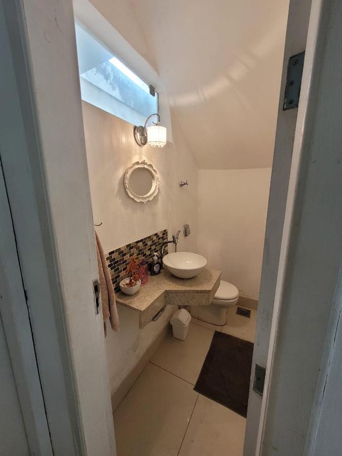 Sobrado 2 Amplo E Confortavel Em Condominio Corumbá Eksteriør bilde